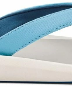 OluKai Pi'oe Sandals - Women's