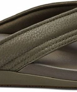 OluKai Maha Flip-Flops - Men's